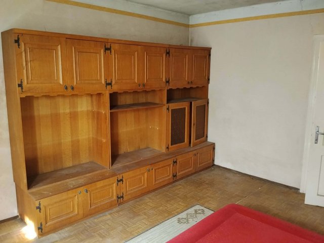 Kiadó családi ház, albérlet, Erdőkürtön 120 E Ft / hó