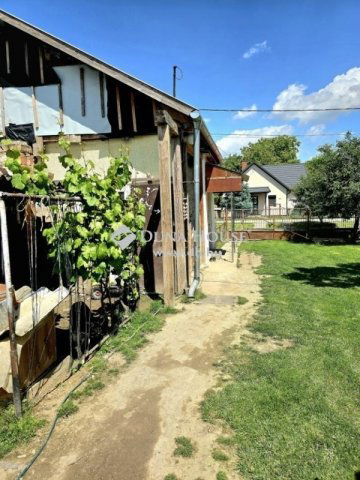 Eladó családi ház, Bicsérden 19.9 M Ft, 2 szobás