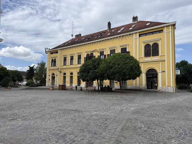 Kiadó ipari ingatlan, Szigetváron 190 E Ft / hó