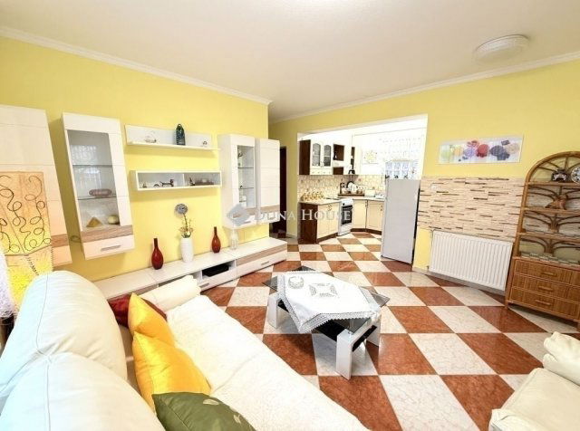 Eladó sorház, Budapesten, XVIII. kerületben 79.9 M Ft, 2 szobás