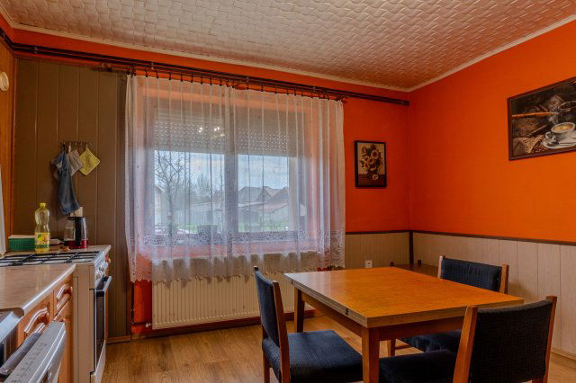 Eladó családi ház, Szerencsen 35.9 M Ft, 3 szobás