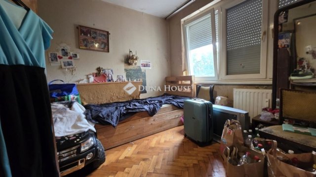 Eladó panellakás, Szombathelyen 35 M Ft, 2 szobás