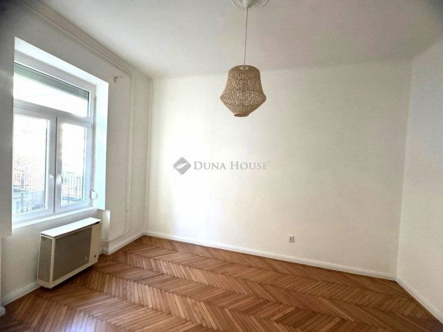 Eladó téglalakás, Budapesten, XII. kerületben 99.9 M Ft