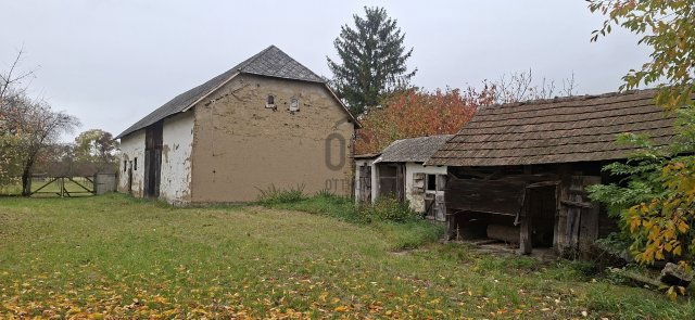 Eladó családi ház, Tarpán 9.5 M Ft, 2 szobás