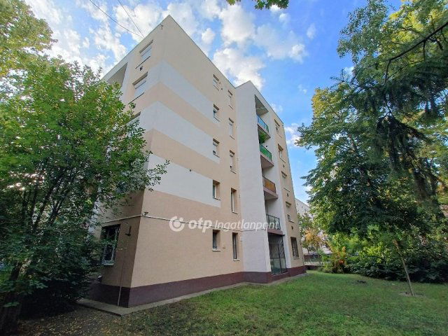 Eladó téglalakás, Szigetszentmiklóson 62 M Ft, 2 szobás