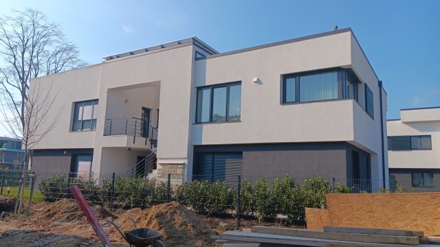 Eladó téglalakás, Siófokon 72.5 M Ft, 3 szobás