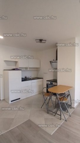 Eladó téglalakás, Budapesten, XI. kerületben, Adony utcában