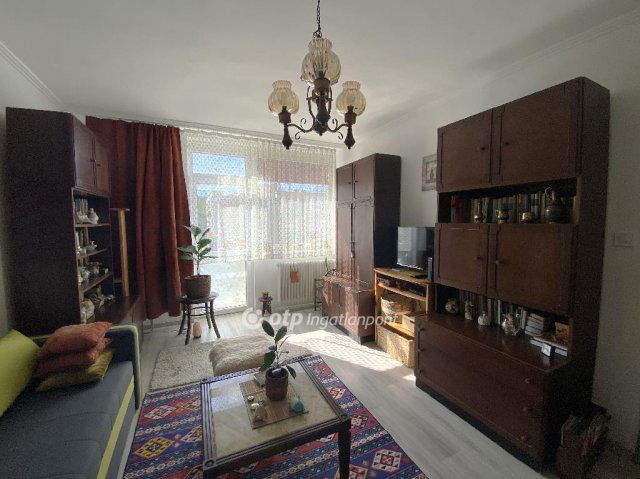 Eladó téglalakás, Kazincbarcikán 18.8 M Ft, 1+2 szobás