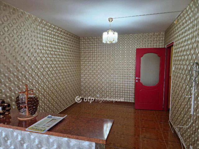 Eladó panellakás, Budapesten, III. kerületben 64.9 M Ft, 2 szobás