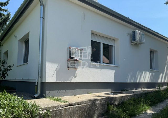 Kiadó családi ház, albérlet, Szigetcsépen 230 E Ft / hó