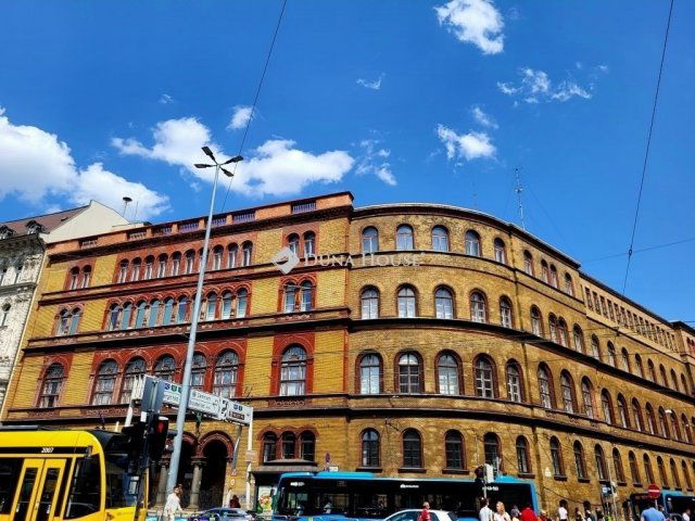 Eladó téglalakás, Budapesten, VIII. kerületben 51 M Ft, 1 szobás