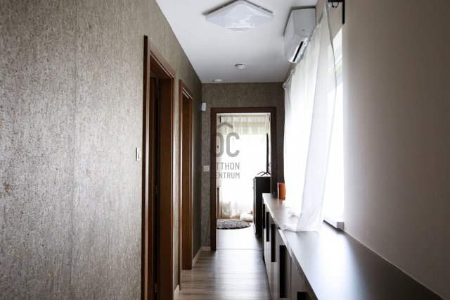 Eladó családi ház, Szigetmonostorban 110 M Ft, 4 szobás