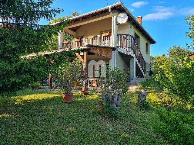 Eladó családi ház, Kincsesbányán 50 M Ft, 1 szobás