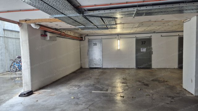 Eladó garázs, Győrött 11 M Ft / költözzbe.hu