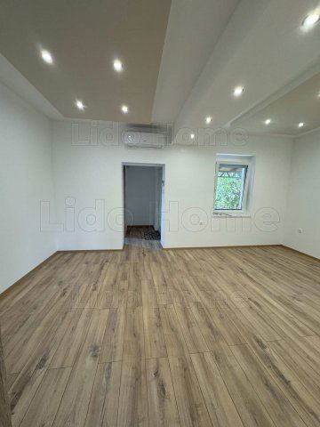 Eladó üzlethelyiség, Siófokon 119 M Ft / költözzbe.hu