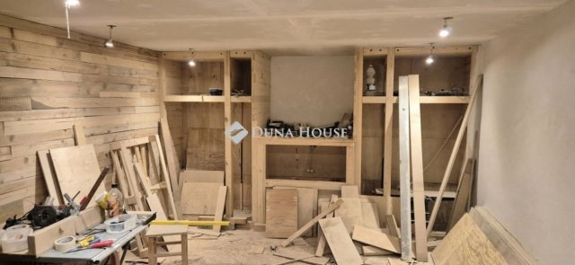 Eladó családi ház, Hódmezővásárhelyen 32.5 M Ft, 2 szobás