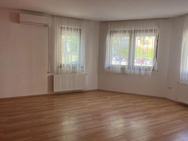 Kiadó téglalakás, albérlet, Kecskeméten 170 E Ft / hó