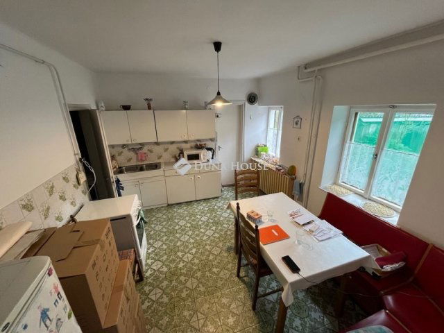 Eladó családi ház, Óbányán 49.999 M Ft, 4 szobás