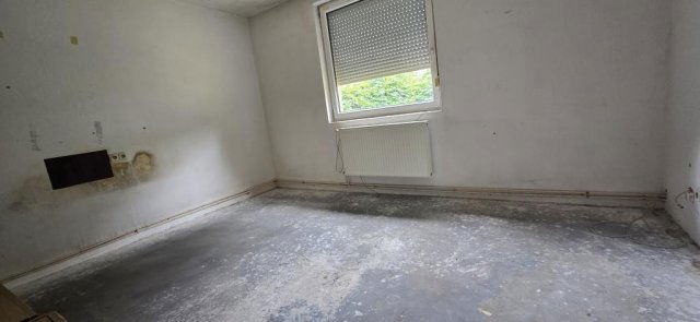 Eladó családi ház, Dunaharasztin 49.99 M Ft, 4 szobás