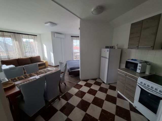 Eladó téglalakás, Hajdúszoboszlón, Lovas utcában 51 M Ft