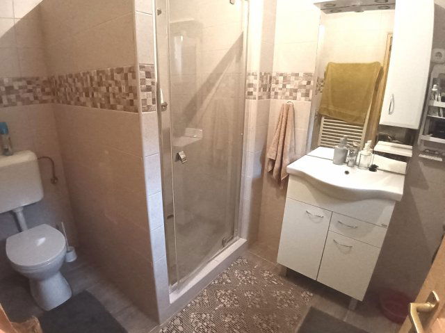 Eladó családi ház, Dörön 39.99 M Ft, 2 szobás