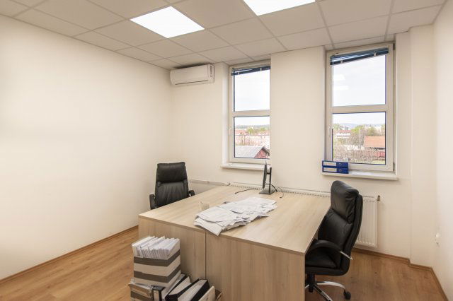 Kiadó iroda, Miskolcon, Vágóhíd utcában 104 E Ft / hó