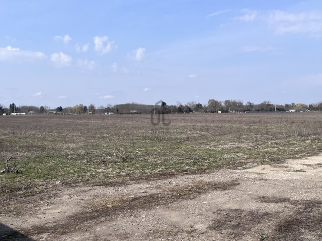 Eladó mezogazdasagi ingatlan, Bocskaikerten 100 M Ft