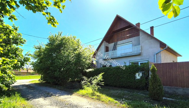 Eladó családi ház, Muronyon 52 M Ft, 4 szobás
