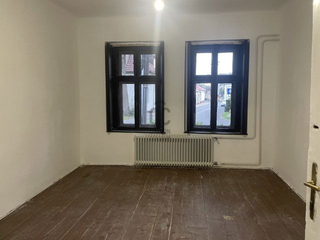 Eladó téglalakás, Debrecenben 65.99 M Ft, 3 szobás