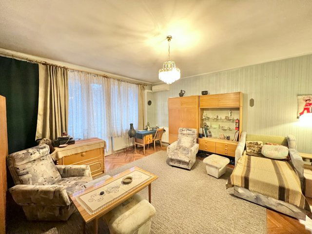 Eladó téglalakás, Kaposváron 24.3 M Ft, 1 szobás