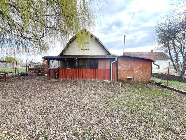 Eladó családi ház, Szalkszentmártonon 26.9 M Ft, 3 szobás