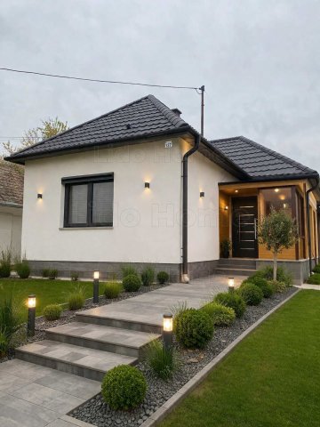 Eladó családi ház, Pátyon 89.9 M Ft, 4 szobás