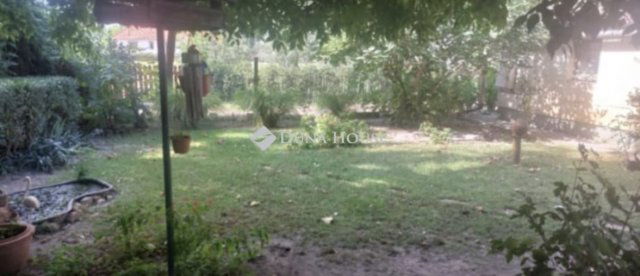 Eladó mezogazdasagi ingatlan, Zákányszéken 35.772 M Ft, 2 szobás