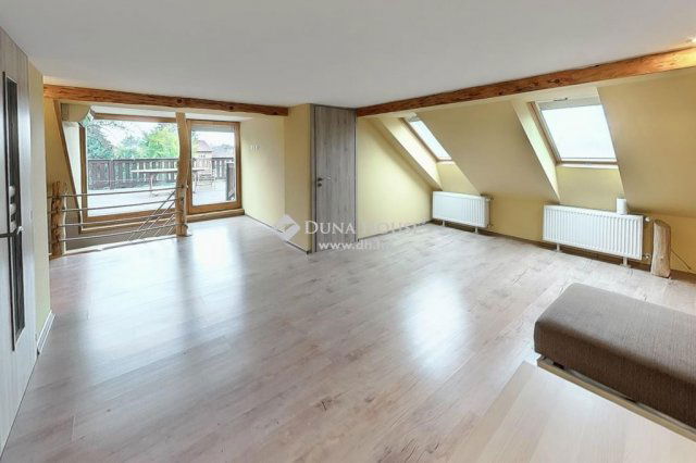 Eladó családi ház, Tökölön 185 M Ft, 6 szobás