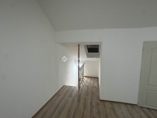 Eladó téglalakás, Budapesten, XX. kerületben 80 M Ft, 2 szobás