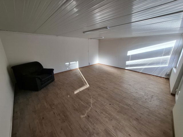 Eladó ipari ingatlan, Monoron, Ceglédi úton 60 M Ft