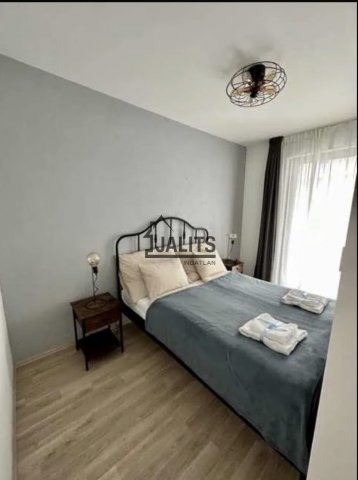 Kiadó téglalakás, albérlet, VI. kerületben, Csengery utcában