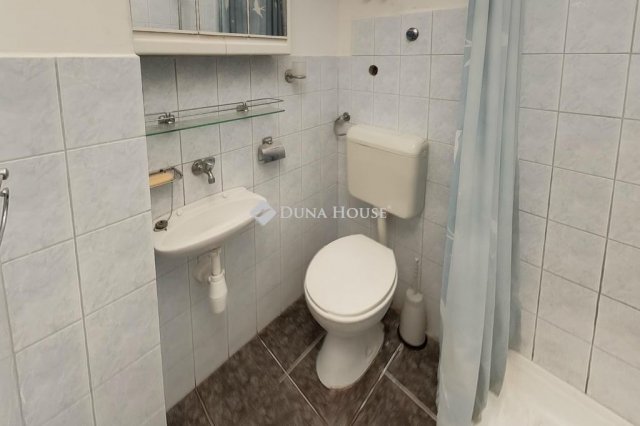 Eladó családi ház, Budapesten, XVII. kerületben 179.9 M Ft