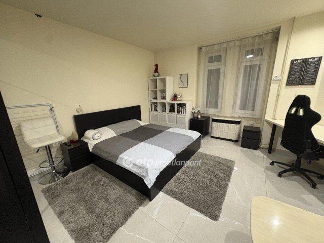 Eladó téglalakás, Budapesten, IX. kerületben 66.5 M Ft, 1 szobás