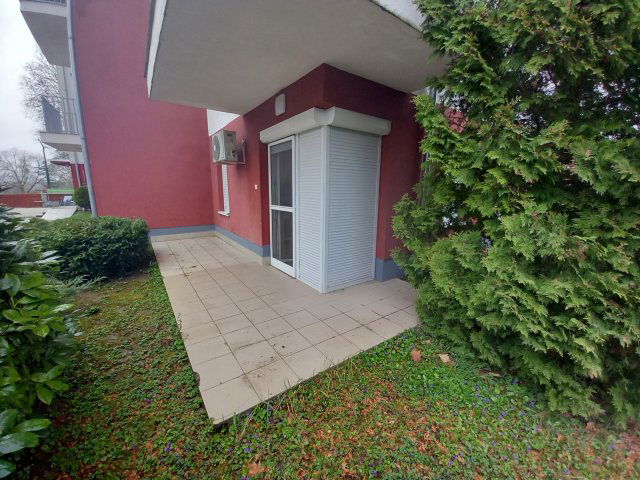 Eladó téglalakás, Dombóváron, Kernen téren 24.9 M Ft, 2 szobás
