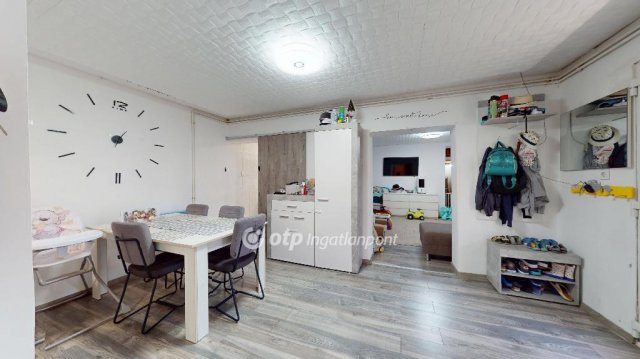 Eladó családi ház, Piricsen 21 M Ft, 1+2 szobás