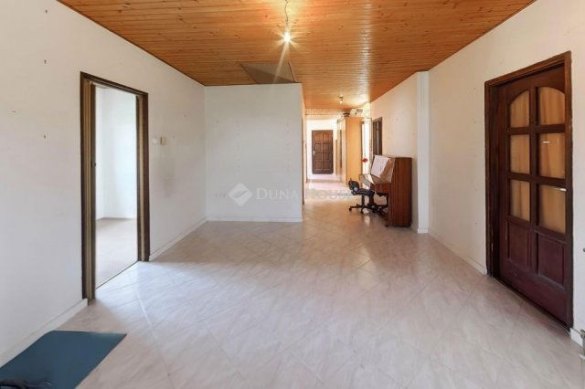 Eladó családi ház, Budapesten, XVII. kerületben 179.9 M Ft