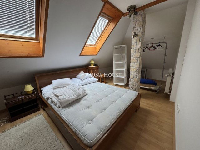 Eladó családi ház, Budakeszin 179.9 M Ft, 1 szobás