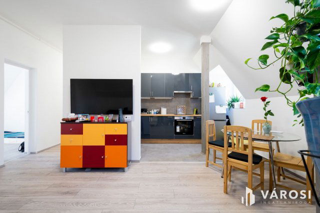 Eladó téglalakás, Gödön 73.9 M Ft, 2+1 szobás