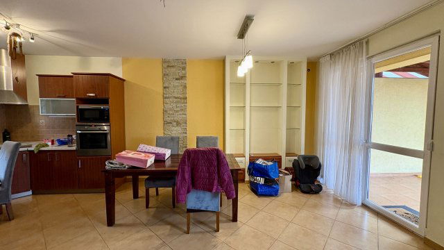 Kiadó ikerház, albérlet, Debrecenben 460 E Ft / hó, 4 szobás