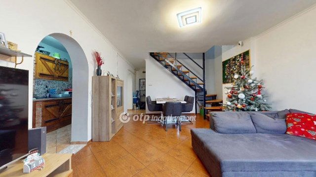 Eladó téglalakás, Nyíregyházán 44.9 M Ft, 3 szobás