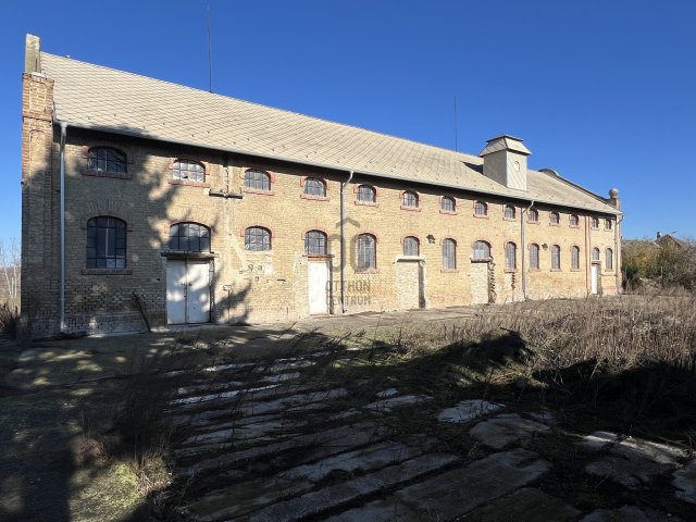 Eladó mezogazdasagi ingatlan, Bátyán 190 M Ft