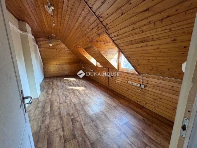 Eladó családi ház, Budapesten, XVII. kerületben 98 M Ft