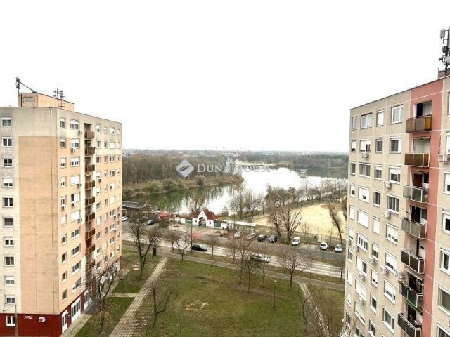 Eladó panellakás, Kecskeméten 45.9 M Ft, 2 szobás