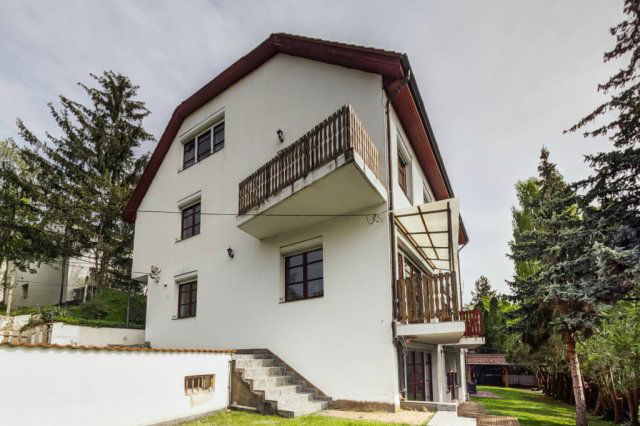Eladó sorház, Budapesten, II. kerületben 279.9 M Ft